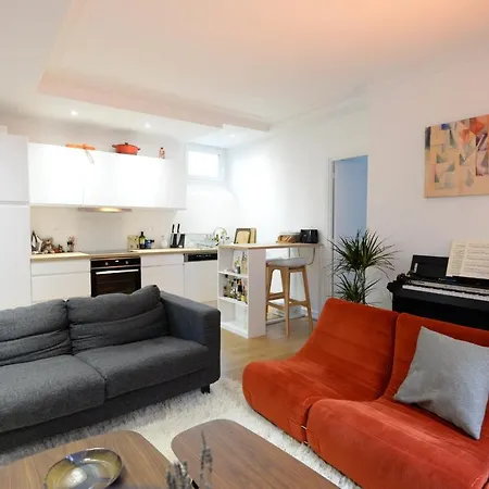 شقة Nice Apt For 2- Bright In باريس